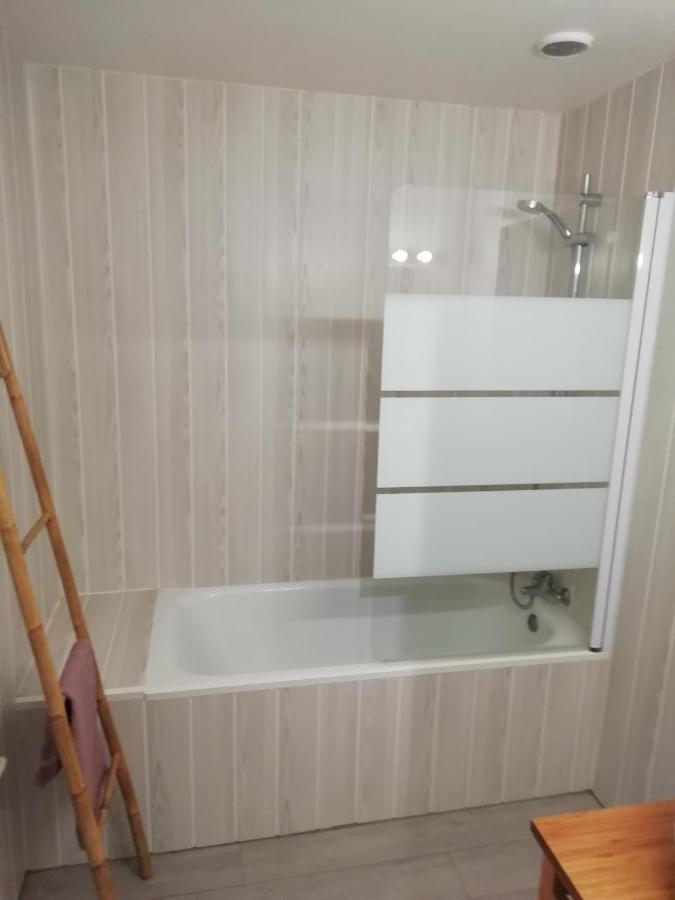Charmant Appartement Plein Centre Auray Exterior foto